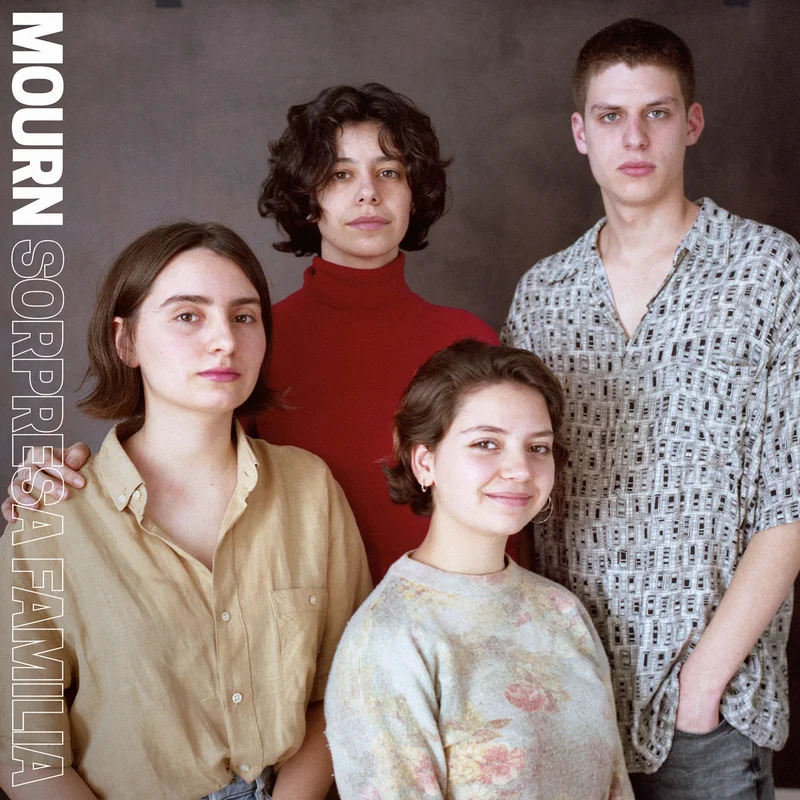 MOURN - Sorpresa Familia LP